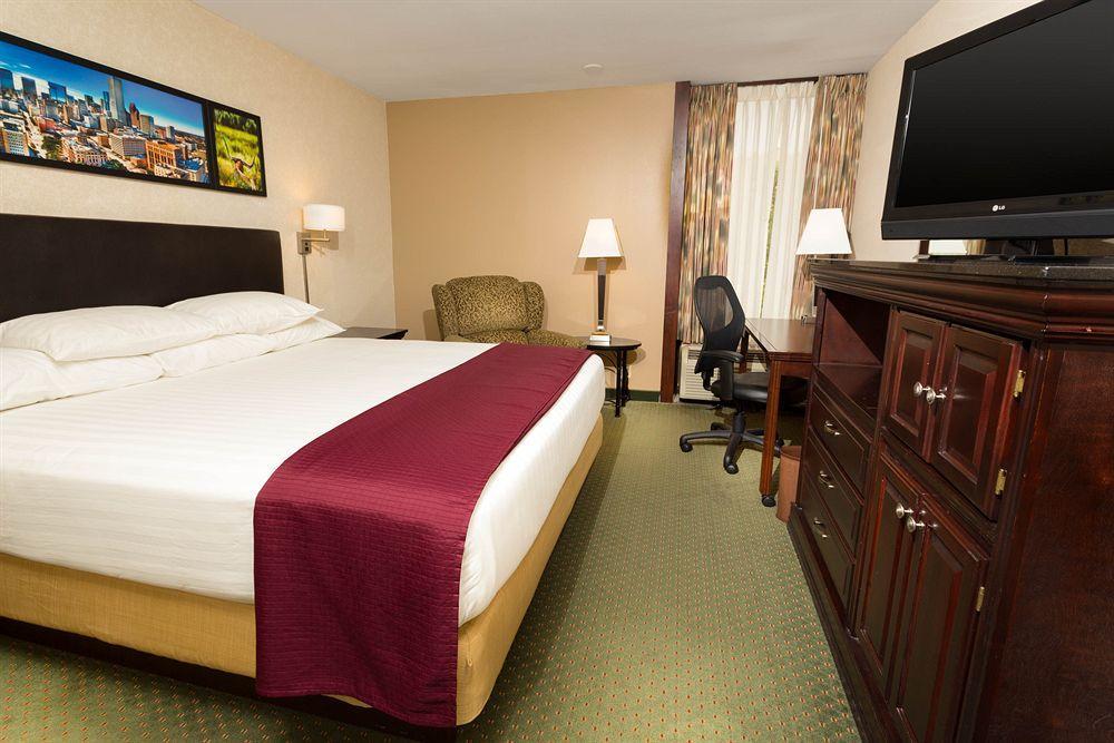 Drury Inn & Suites Columbus Grove City Exterior foto